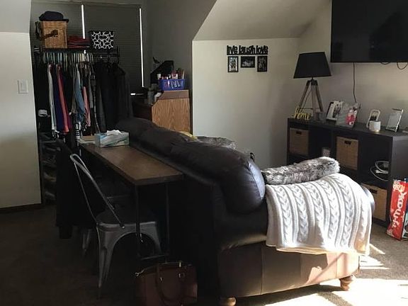 5th image of 1927 College St APT 301