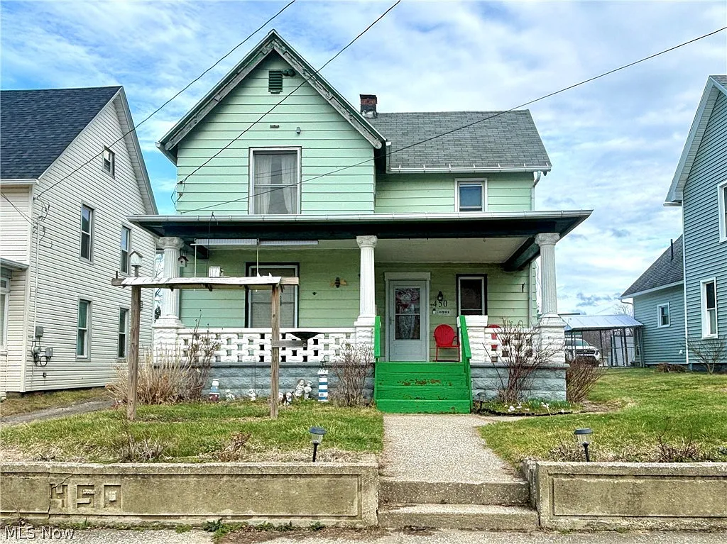 450 Buffalo St photo 1