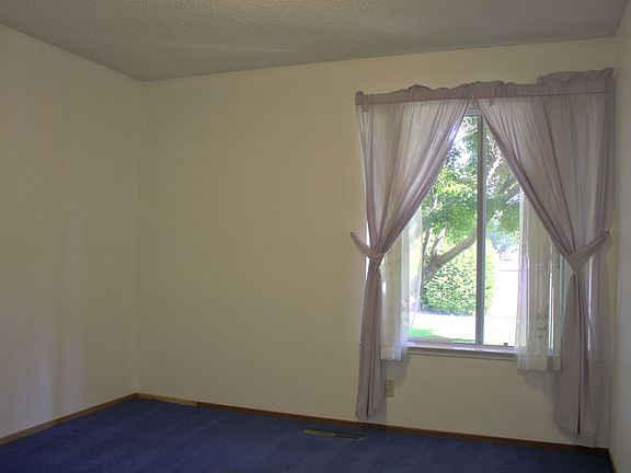 2nd image of 5034 Westdale Dr