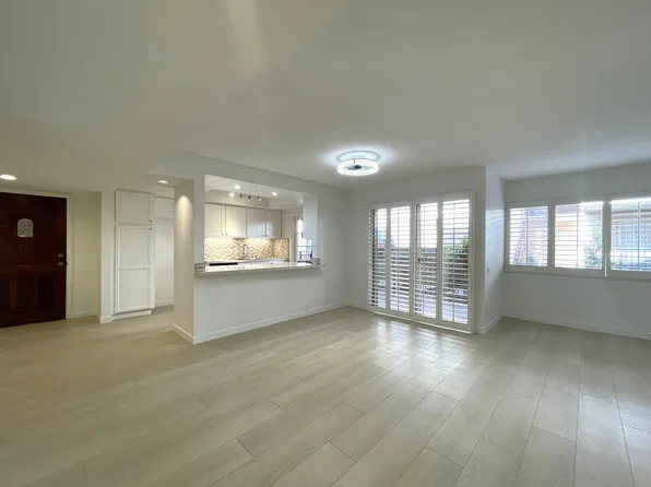 400 N Sunrise Way, Palm Springs, CA