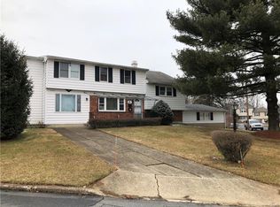 2739 Queen St, Easton, PA 18045