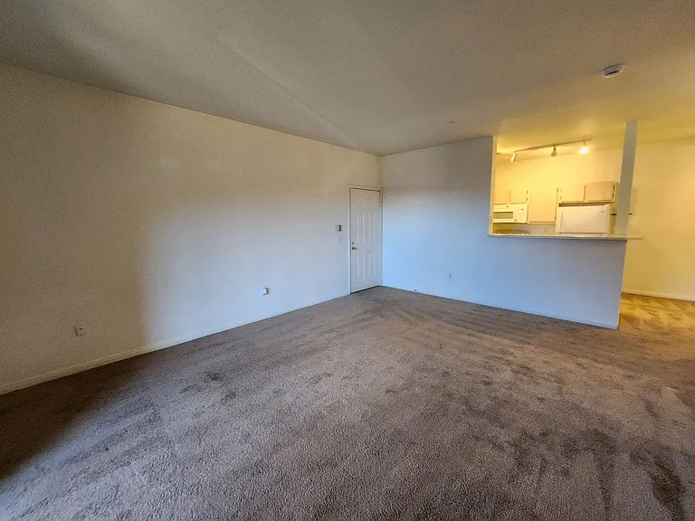 231 W Horizon Ridge Pkwy #417 — Photo 7