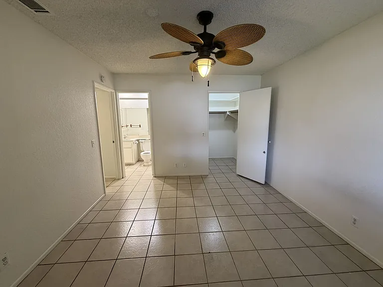 1594 Christopher Ln — Photo 15