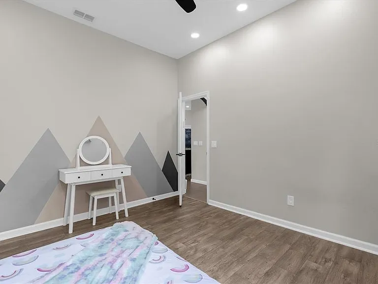 10175 Cove Lake Dr — Photo 32