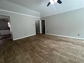 16064 Holly St — Photo 6
