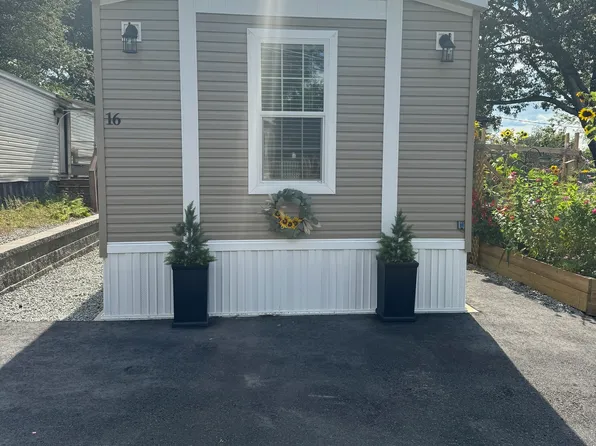 16 Middle Terrace, Vernon, CT 06066