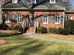 911 Ridge Gate Dr, Lewisville, NC 27023