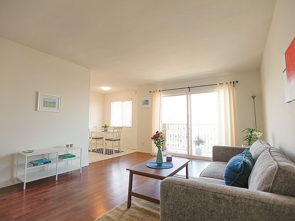 4th image of 2308 Schader Dr Unit 312