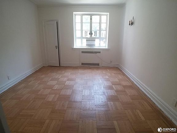 3rd image of 140 8th Ave APT B