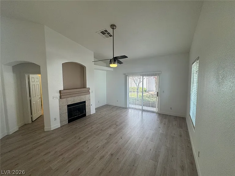 8772 Bridgeport Bay Ave — Photo 14