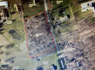 387 Hipkins Rd, West Grove, PA 19390