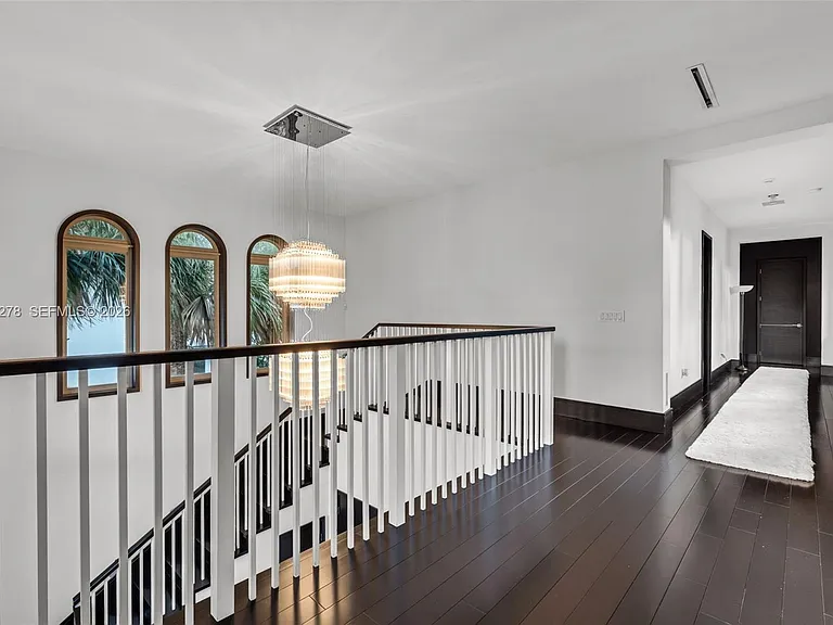 760 S Mashta Dr — Photo 20