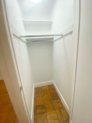 4th image of 207 E 37th St #8G2