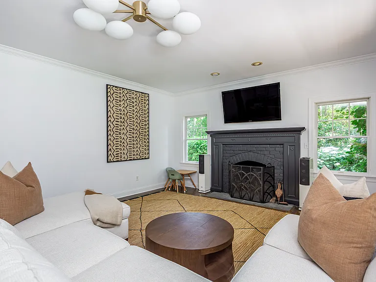 113 Northside Dr — Photo 5