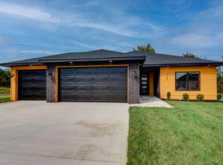 767 S Lombard Ct, Nixa, MO 65714