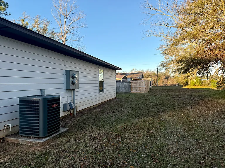 2 Canterberry Cir #A — Photo 29