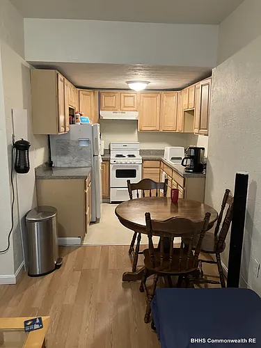 111 Walnut St #10 Photo 1