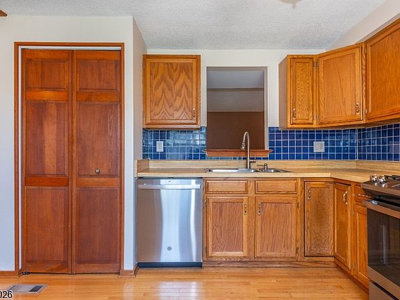 4th image of 12 Liberty Ln #1