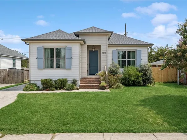 1515 Schnell Dr, Arabi, LA 70032