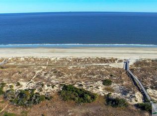2 8th Ln, Tybee Island, GA 31328