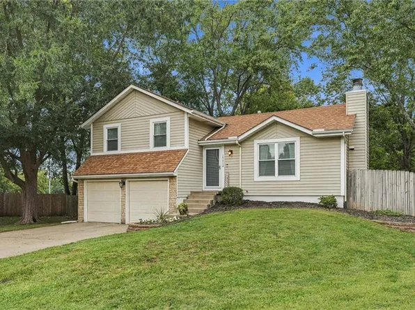 15012 W 149th St, Olathe, KS 66062