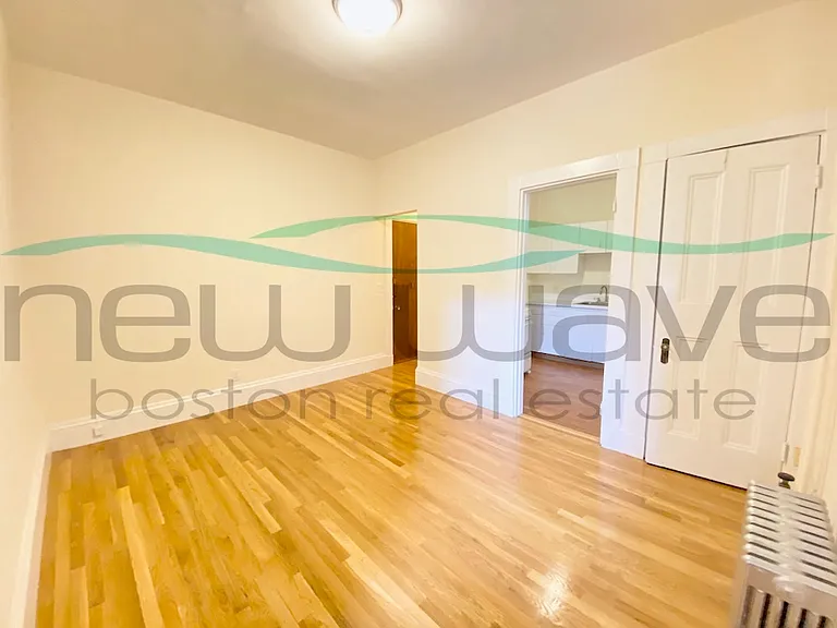 504 Beacon St #44 — Photo 2