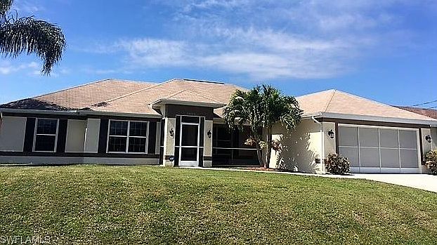 1st image of 1004 NW 11th Pl