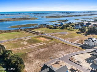 76 Solstice Way, Hampstead, NC 28443