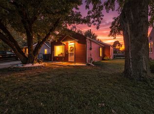 1904 E 25th St, Des Moines, IA 50317