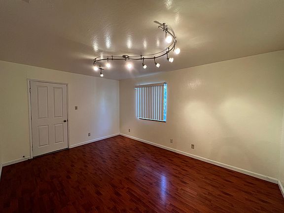 5th image of 1238 Westminster Ave