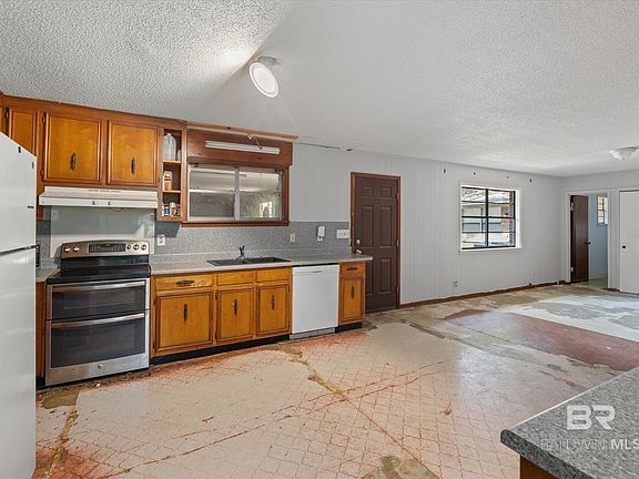 5th image of 11721 County Road 32