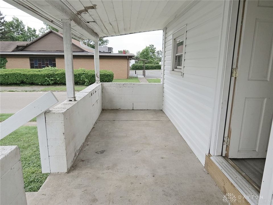 2nd image of 970 Gard Ave