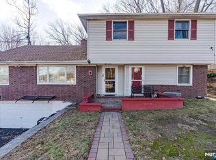 64 E Century Rd, Paramus, NJ 07652