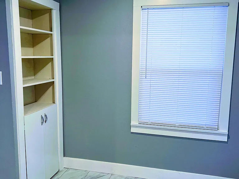 907 Poplar Ave — Photo 10