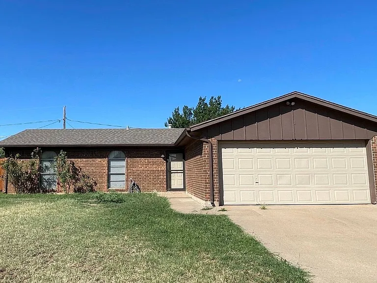 4009 Eastridge Dr — Photo 1