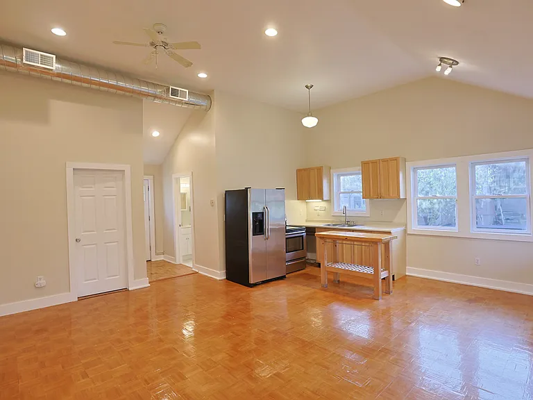 28 Mulford Ave — Photo 17