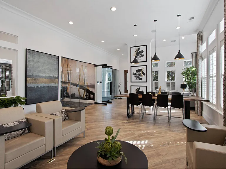 1000 West, Charleston, SC, Business Center