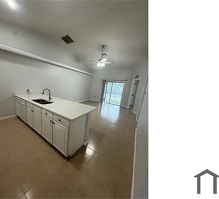618 SE 13th Ter #618 — Photo 3