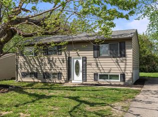 5220 Refugee Rd, Columbus, OH 43232