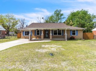 5213 Palmetto Ln, Fayetteville, NC 28304