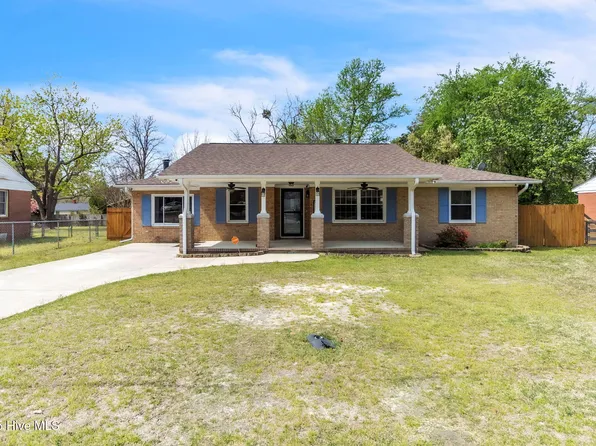5213 Palmetto Lane, Fayetteville, NC 28304