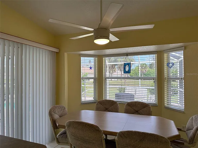 107 Cottage Pl — Photo 6