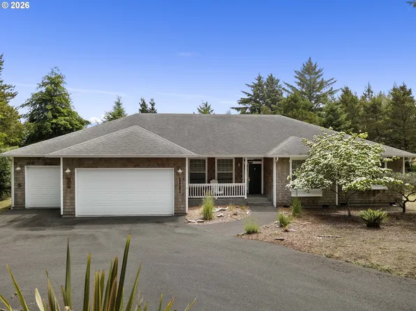 33302 Neacoxie Ln, Warrenton, OR 97146