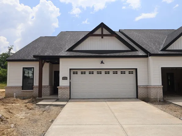 5732 White Pine Ln, Hamilton, OH 45011