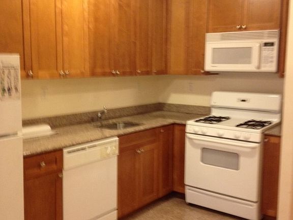 2nd image of 1438 31st Dr APT 3