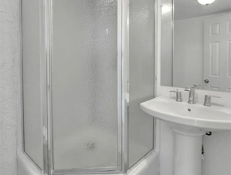 2682 Vista Laguna Ter — Photo 18