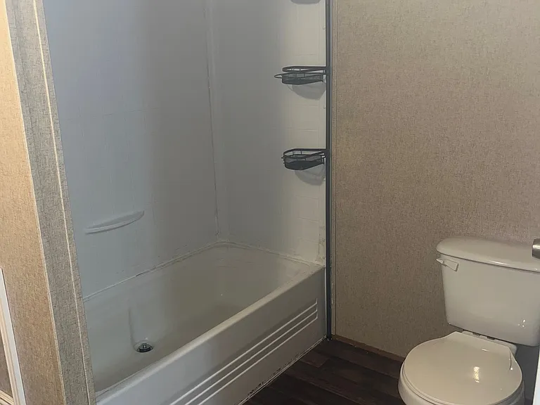 2233 E 8th St #206 — Photo 5