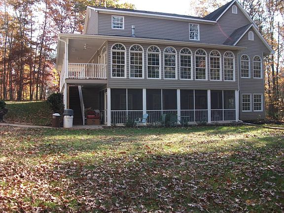 2nd image of 950 Miriam Hill Dr