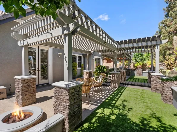 1496 Voyager Dr, Tustin, CA 92782