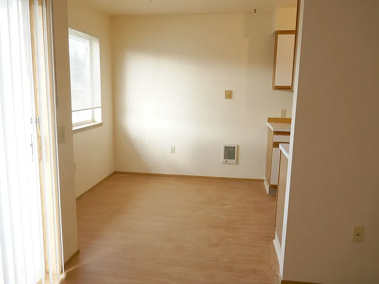 516 Jetty St, Hammond, OR 97121 — Photo 8